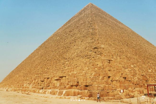 피라미드 2