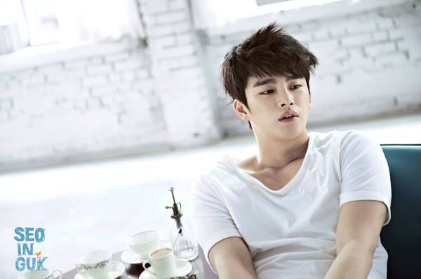 서인국 컴백 포토