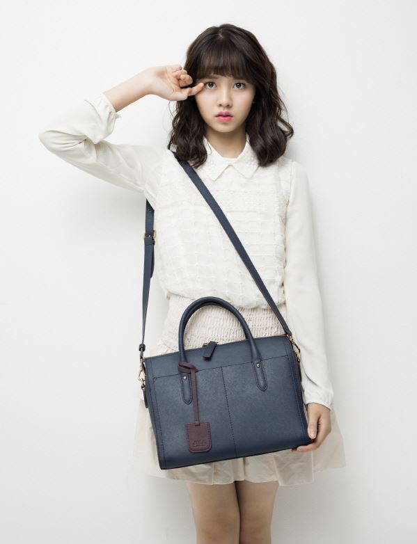 질 스튜어트 상큼 발랄한 김소현