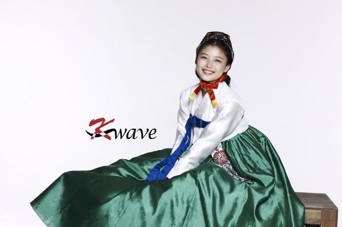 KWAVE 한복 화보 김유정