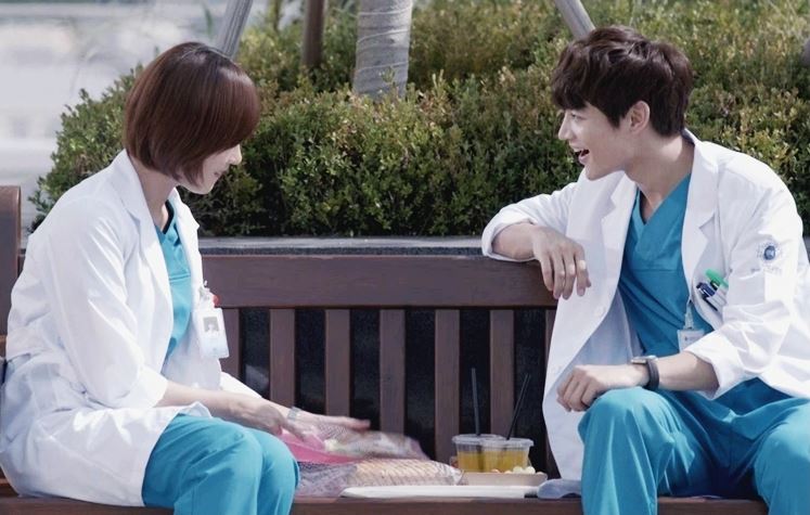 메디컬탑팀 오연서와 민호 옥상 데이트
