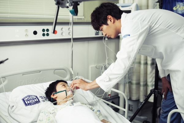 굿닥처 주원 아이들을 향한 힐링 포스3