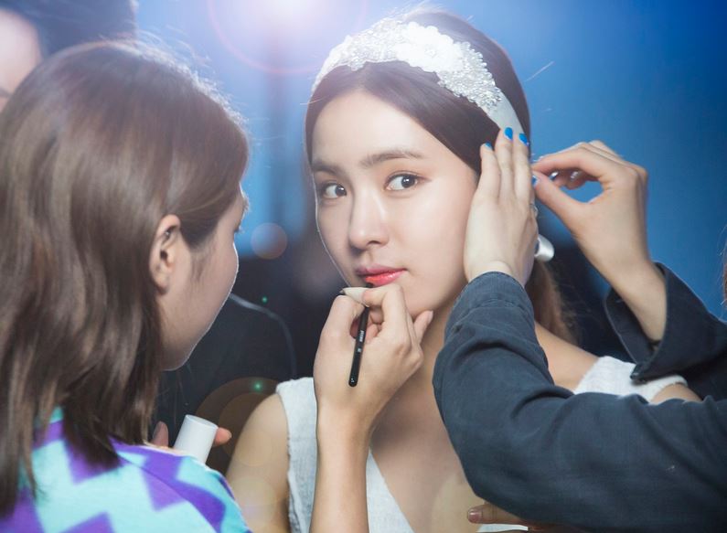 신세경 결혼 장면