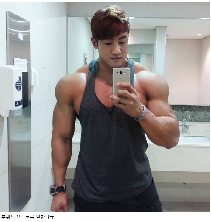 징맨 근육샷 허세