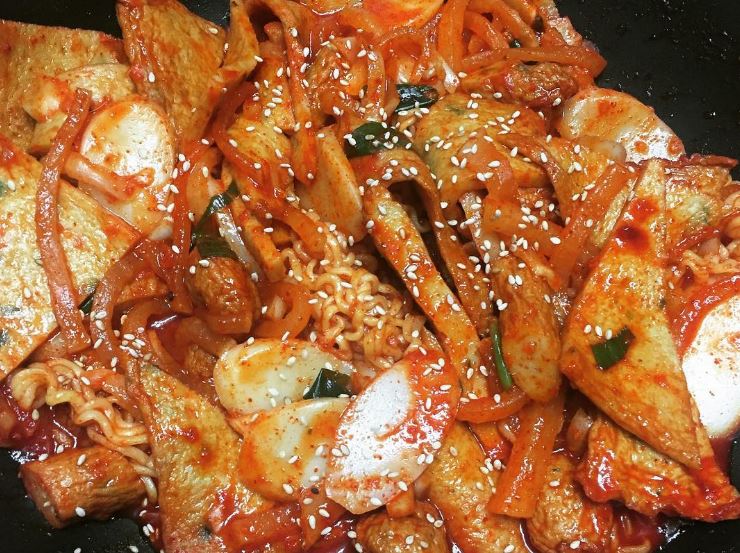 부산 무즙떡볶이