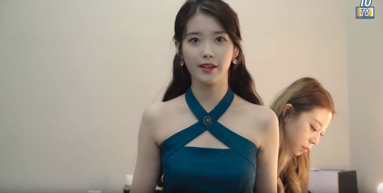 아이유3