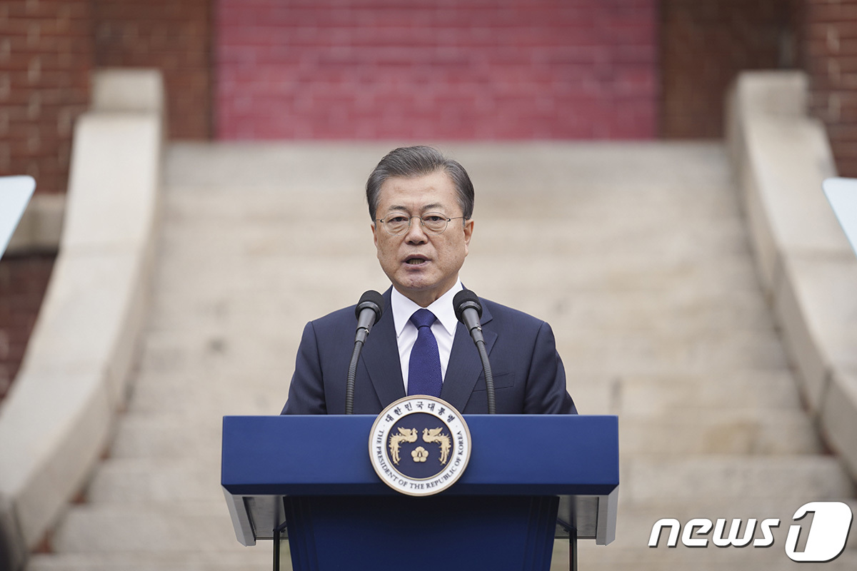 文대통령3·1절대일유화손짓보낼까…한미일협력언급주목