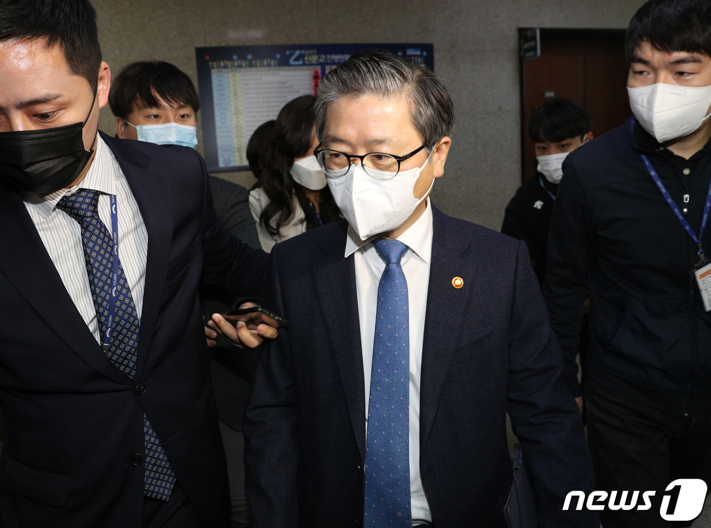 일파만파퍼지는파문에고심깊어지는국토부깜작쇄신책나오나