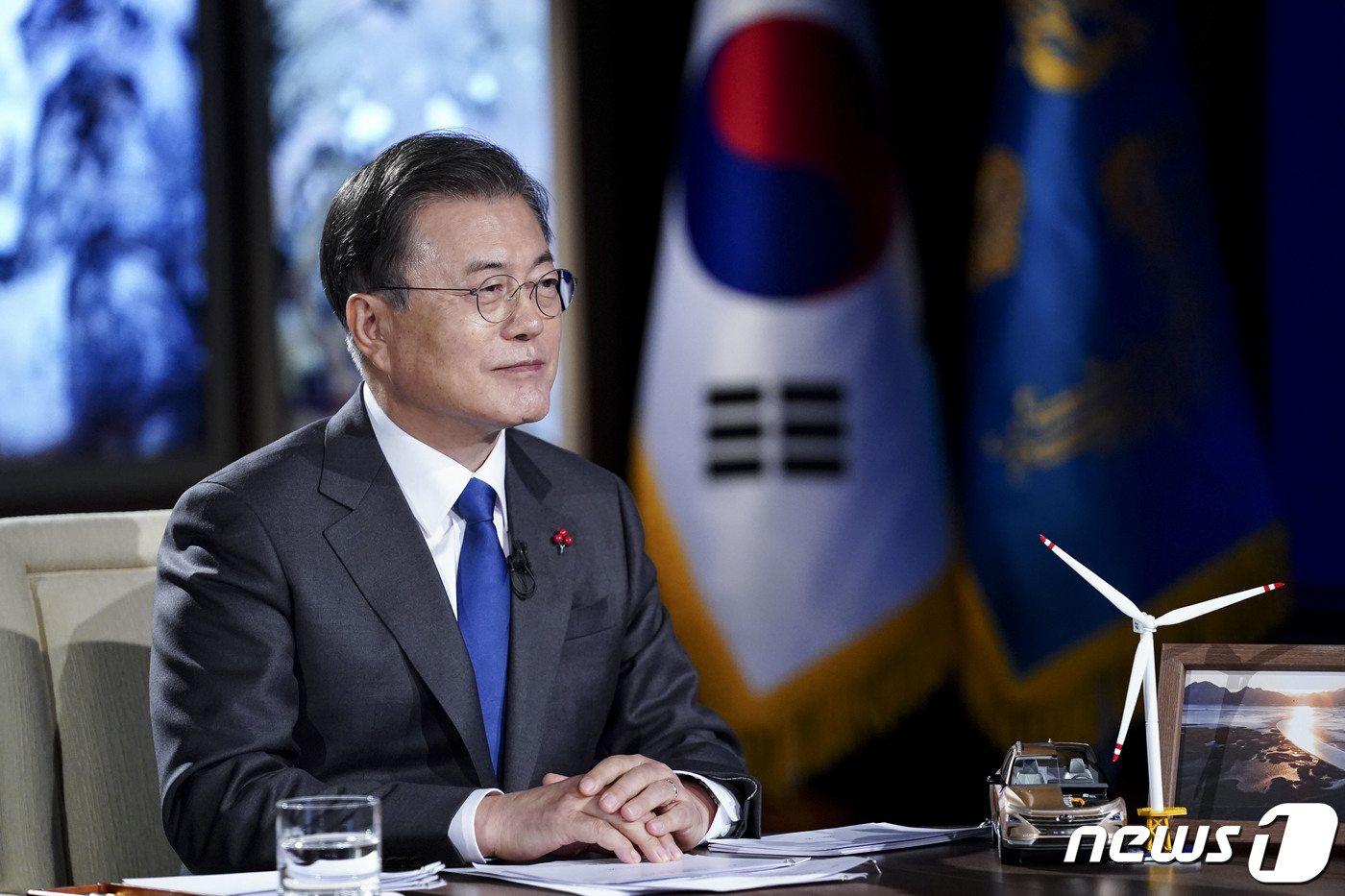 문대통령日오염수방출꺼낼까…이번주바이든과화상대면