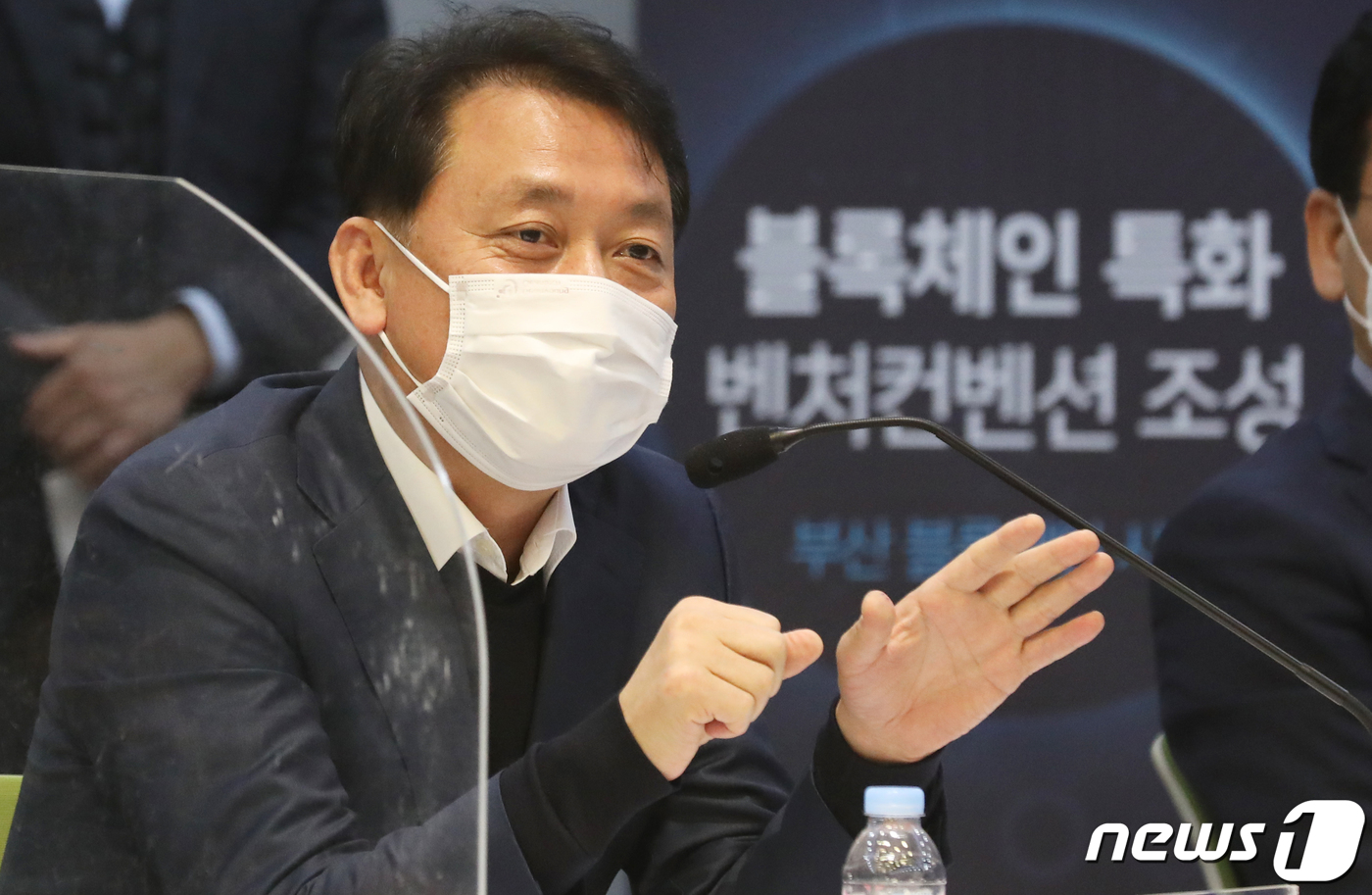 빅3청년현금공약에퍼주기냐공세…與잠룡들정책대결가열 (1)