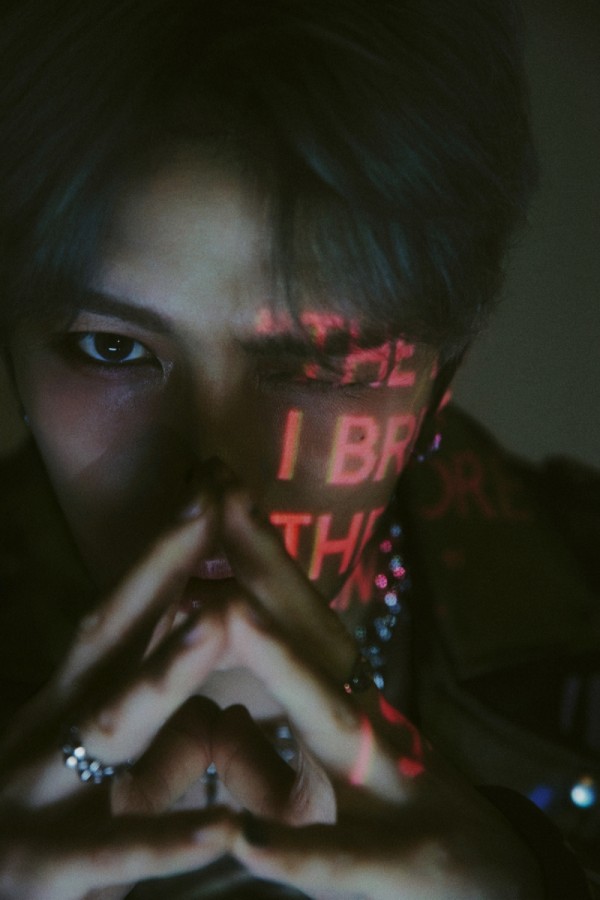 김재중, 매혹의 비주얼 공개 팬들 심장 쫄깃하게 만든다 이미지
