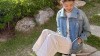 많이 본 기사-이시영, 정윤이의 꽃신 신고 나들이 모습 공개